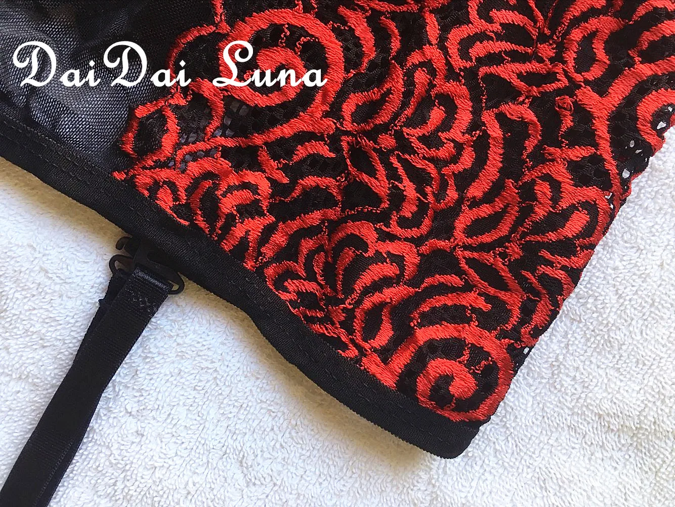 2016 новое поступление сексуальное женское белье красное кружевное нижнее с