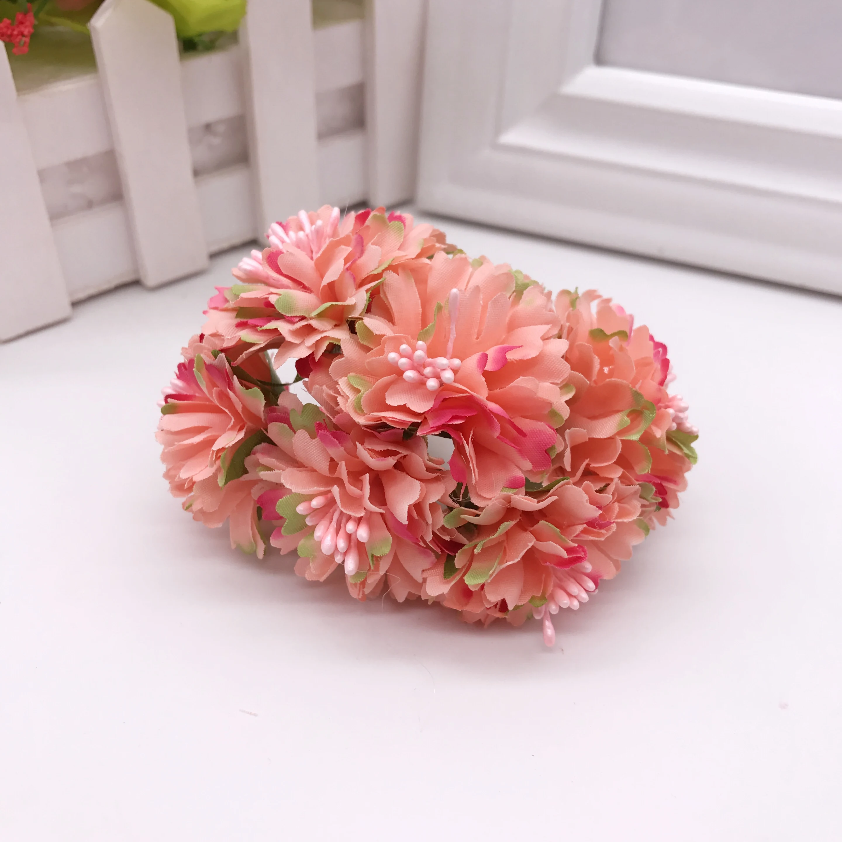 Фото Marigold, 6 шт./букет, 4 см, мини-Маргаритки, букет, искусственный цветок, свадебное украшение, «сделай сам», ремесло, аксессуары для украшения дома №3