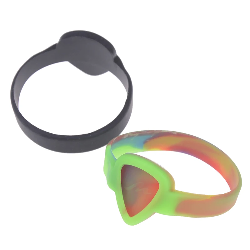 

1Pc Waterproof Guitar Picks Bracelet Hand Chain Guitarra Picks Strap/ Bag/ Holder