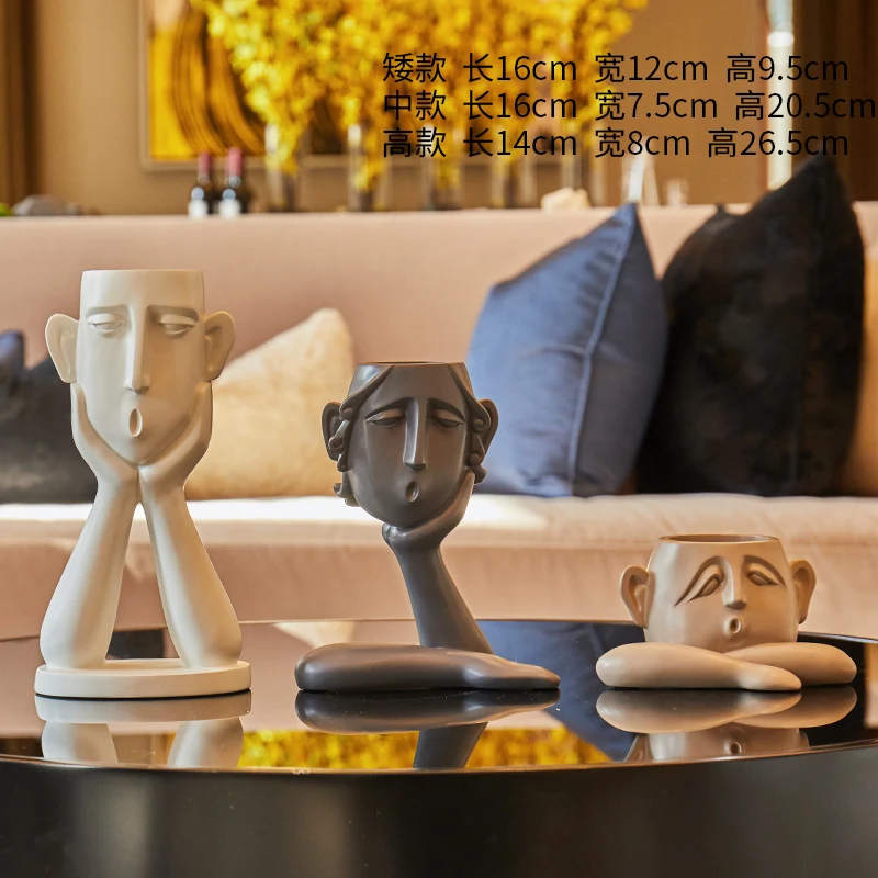 

GAOBEI Modern statues are simple and abstract figures, ornaments, personality sculptures, home decorations, porch furnishings