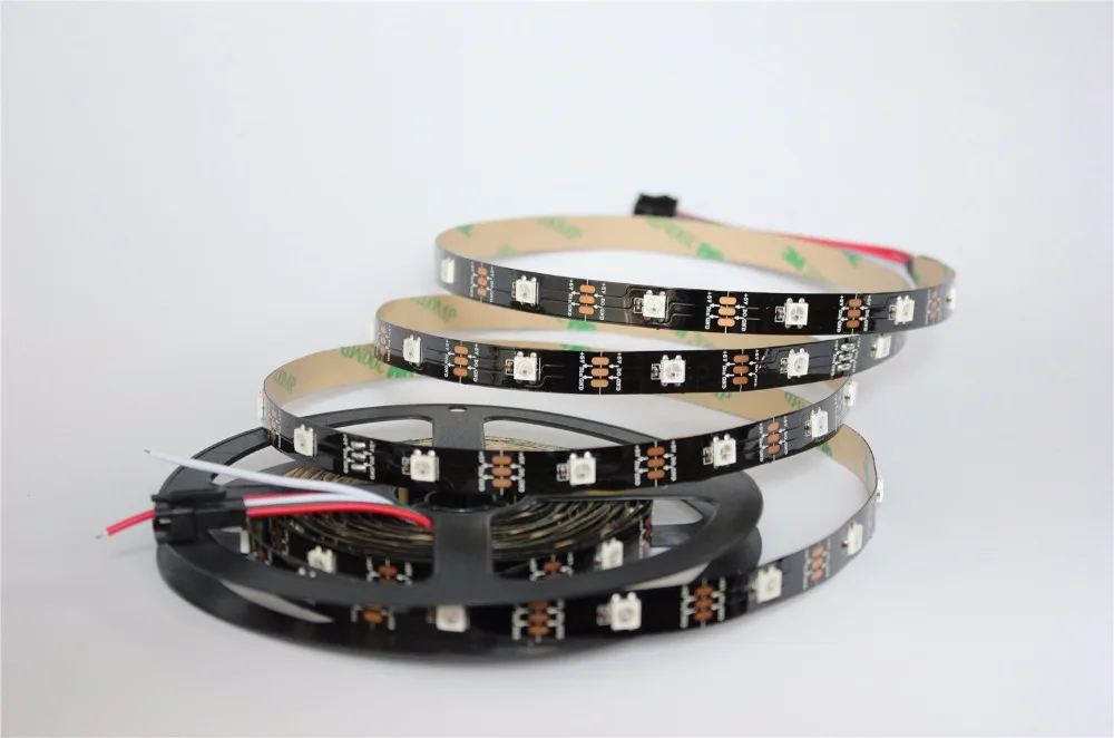 Водонепроницаемая светодиодная лента WS2812B 5 м со встроенной черной платой 150 с