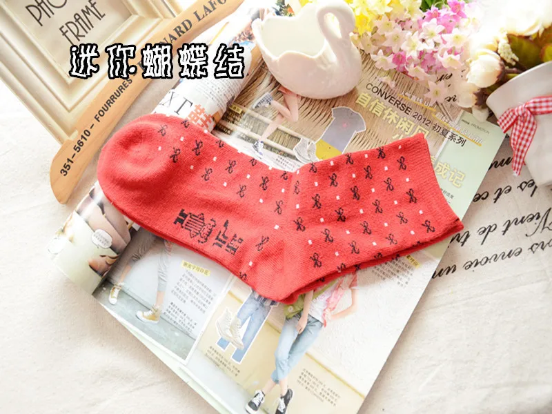 Carteira Feminina Women Socks 2014 Real Rushed Knee Meia Natal Ladies Cartoon Bang Stepped Ward Off Evil Villain Wholesale | Женская