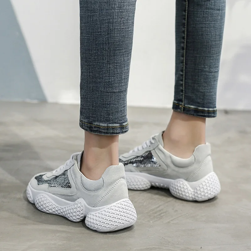 

100% Genuine Leather Sneakers Women Shoes Bling 2019 Fashion Ins Sneakers Casual Woman Cow Leather Shoes Black White A1372