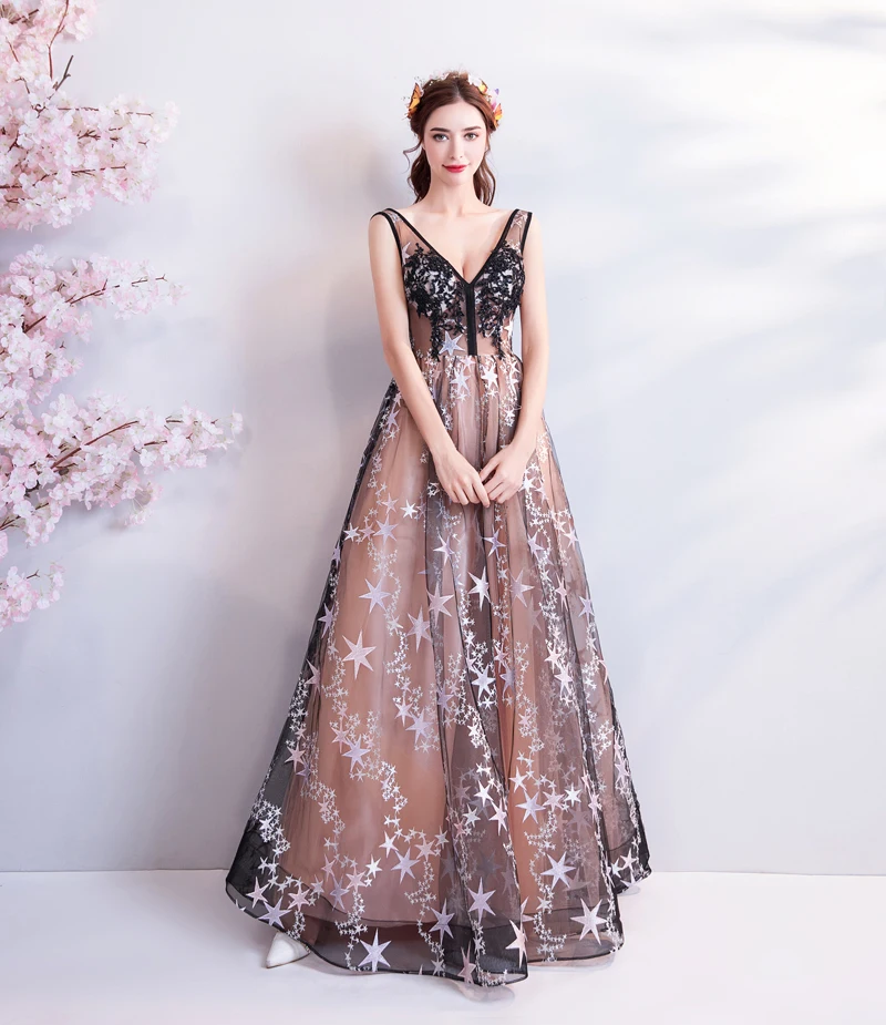 Женское вечернее платье SSYFashion серое без рукавов с v-образным вырезом кружевной
