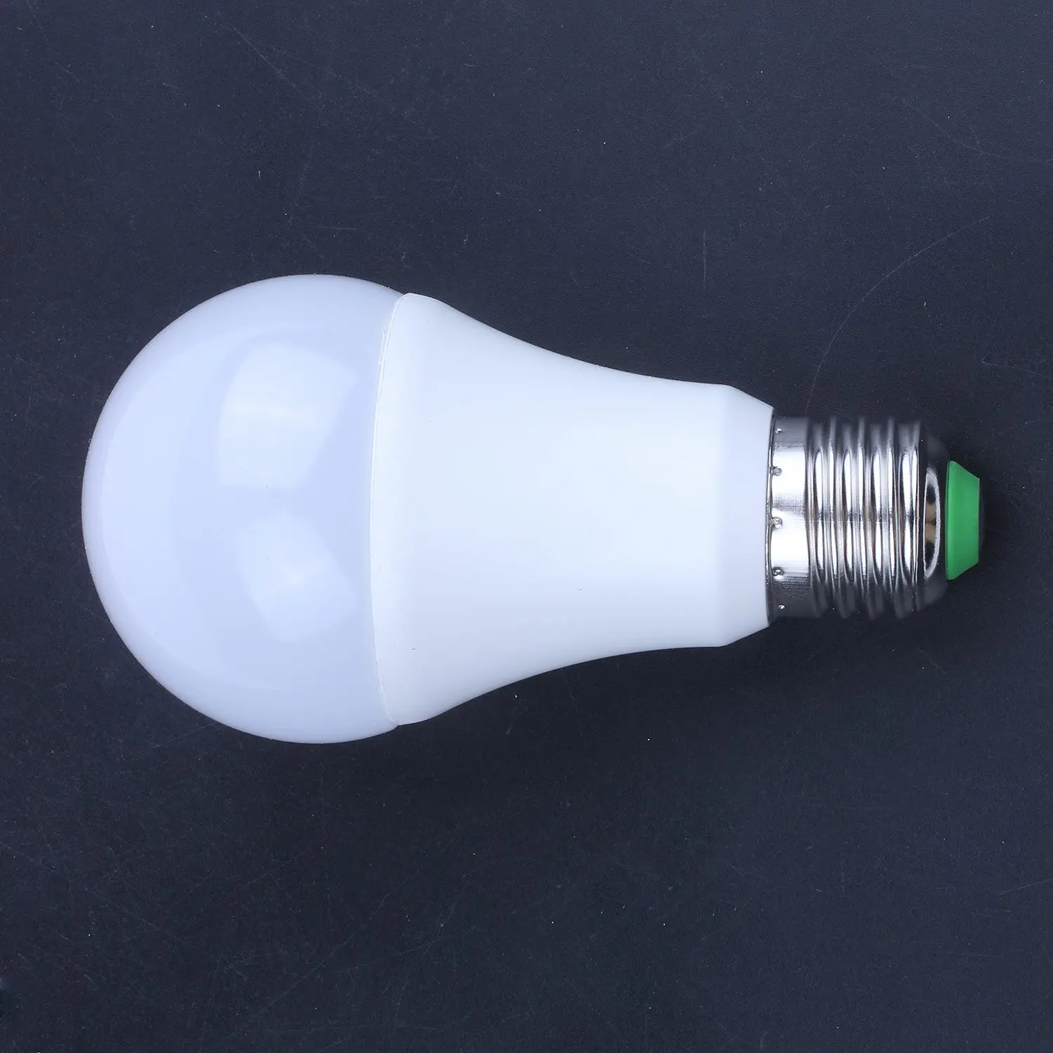 Dusk to Dawn LED Light Bulb 5W 2700K Sensor Security E26/E27 Base Warm white |