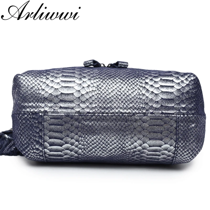 Сумка женская замшевая с тиснением под змеиную кожу серебристого цвета GL12 | Багаж