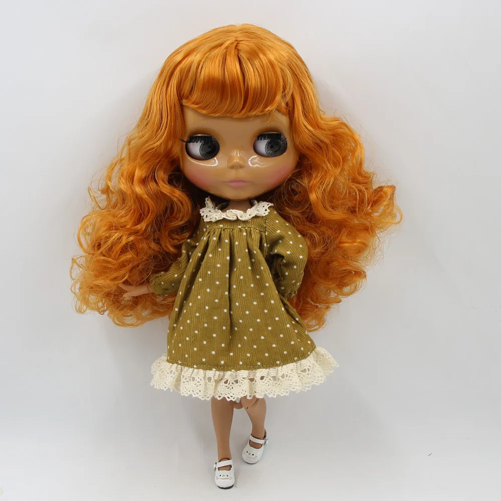 Кукла Blyth ICY DBS с темной кожей оранжевыми вьющимися волосами и глянцевым лицом