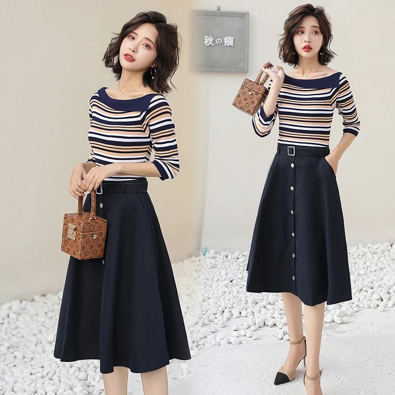 2018 autumn and winter new ladies dress striped slim knitting Shirt + A word two-piece Dress | Женская одежда