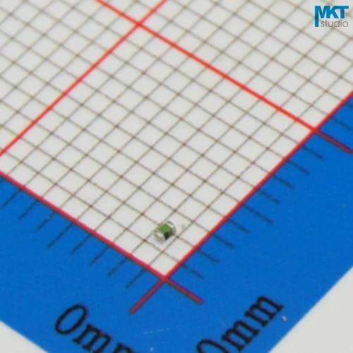 100 шт. бесплатная доставка ферритовый чип SMD 0402 10% фотолампа
