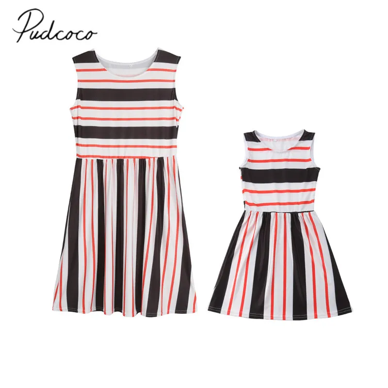 Новинка 2018 брендовая одежда для мамы и дочки семейное сочетающееся летнее милое