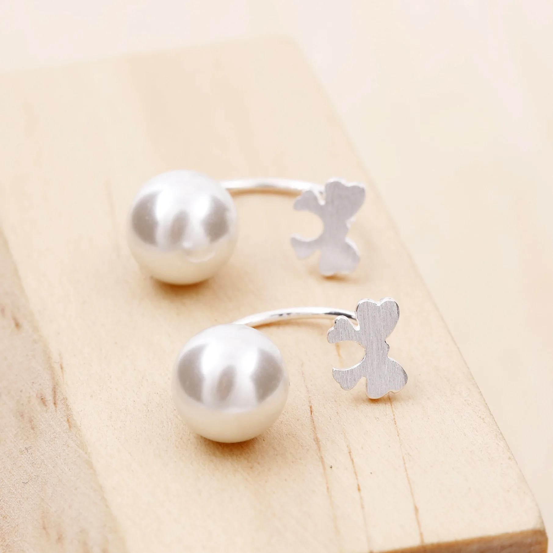 Лук Pearl 100% 925 стерлингов серебряные ювелирные изделия гипоаллергенный серьги для