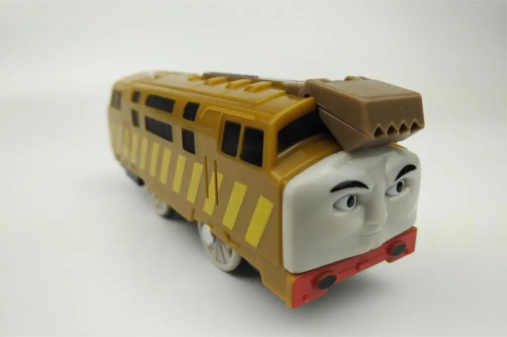 Дизельный 10 Электрический поезд Vihcle игрушка моторизованный Trackmaster