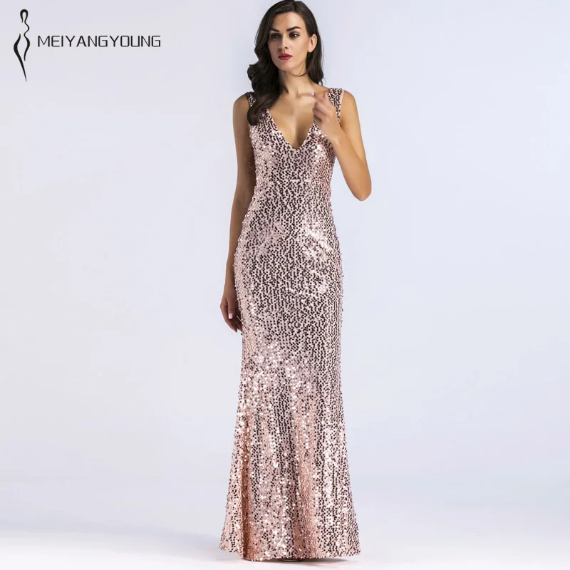 Женское длинное облегающее платье русалка элегантное золотистое макси с