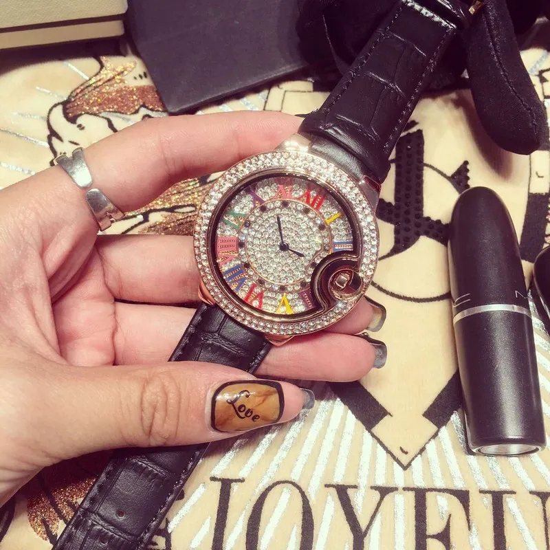 Женские наручные часы кварцевые женские модные Брендовые Часы кожа разноцветные