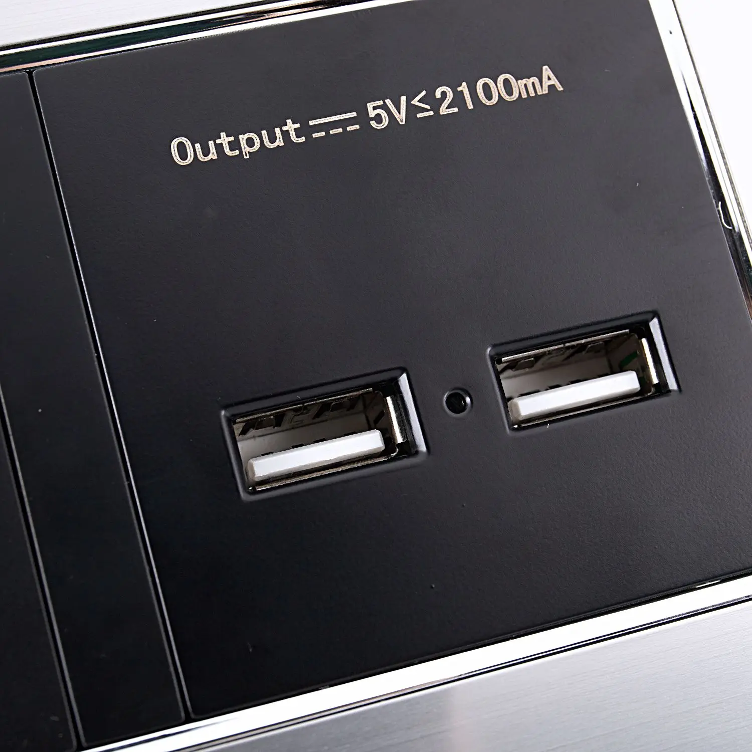 Горячая настенная розетка стандарта ЕС с двойным usb портом для зарядки