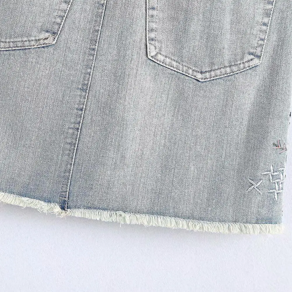 

2019 Summer New Arrival Jeans Skirt Women Five Pockets Decorate Slim Floral Embroidery Denim Skirts With Burr Edge Free Shippin