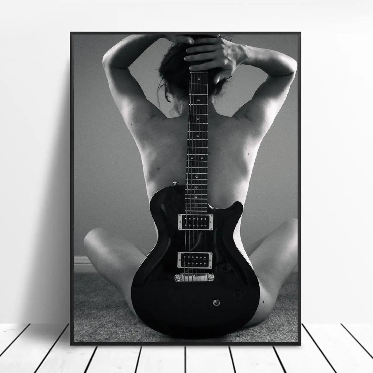 Горячая девушка гитара Рок музыка черно-белые художественные принты Шелковый