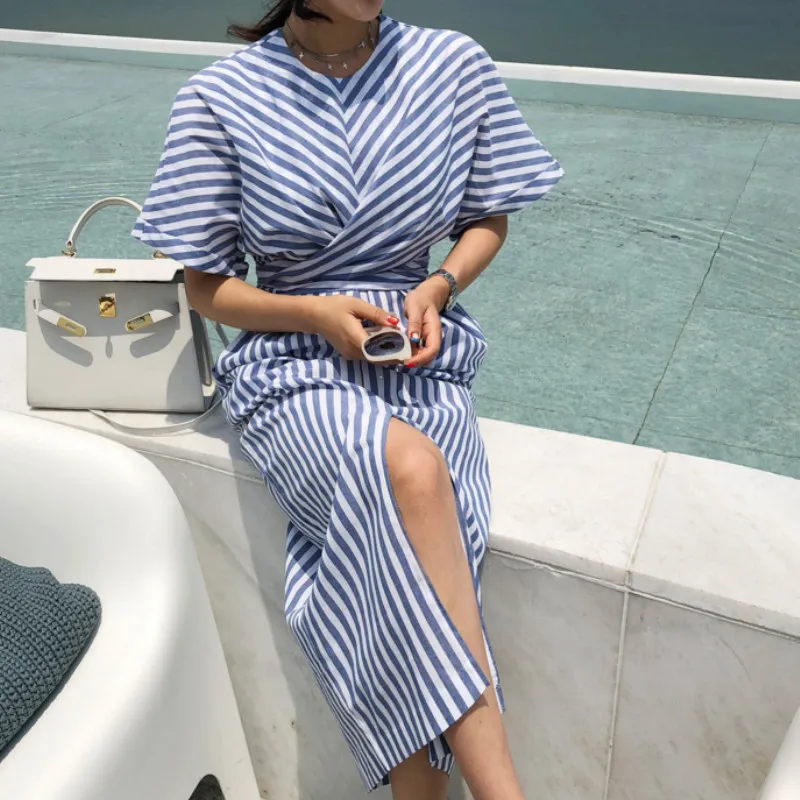 Женское платье в полоску Neploe летнее с круглым вырезом и коротким рукавом