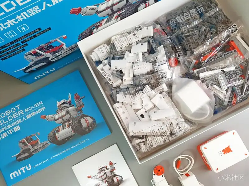 Global Version Xiaomi Mitu Robot Tank Mecha Crawler Building Block Robot Crawler Tank Version Controlled By Smartphone Gift Toys
