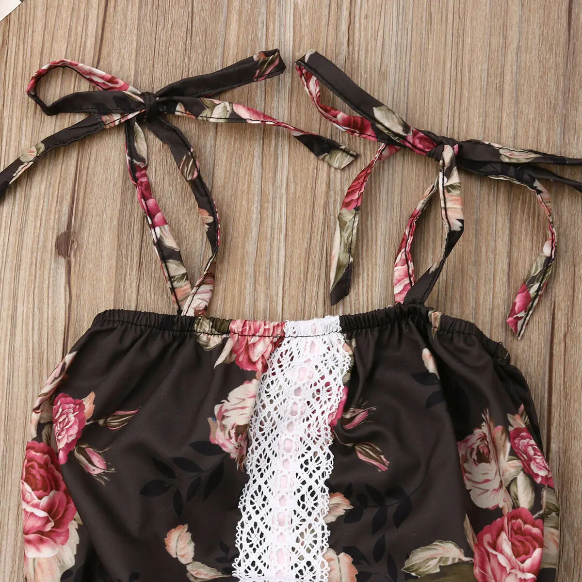 Одежда для новорожденных девочек Кружевное боди без рукавов с цветочным принтом