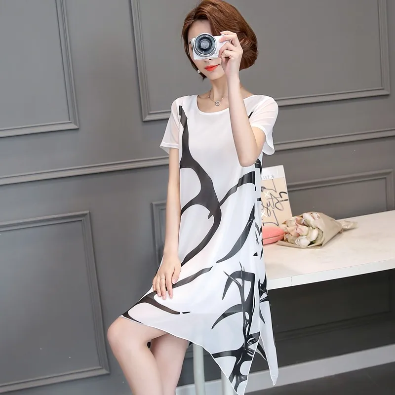 Женское шифоновое платье с круглым вырезом асимметричное коротким рукавом и