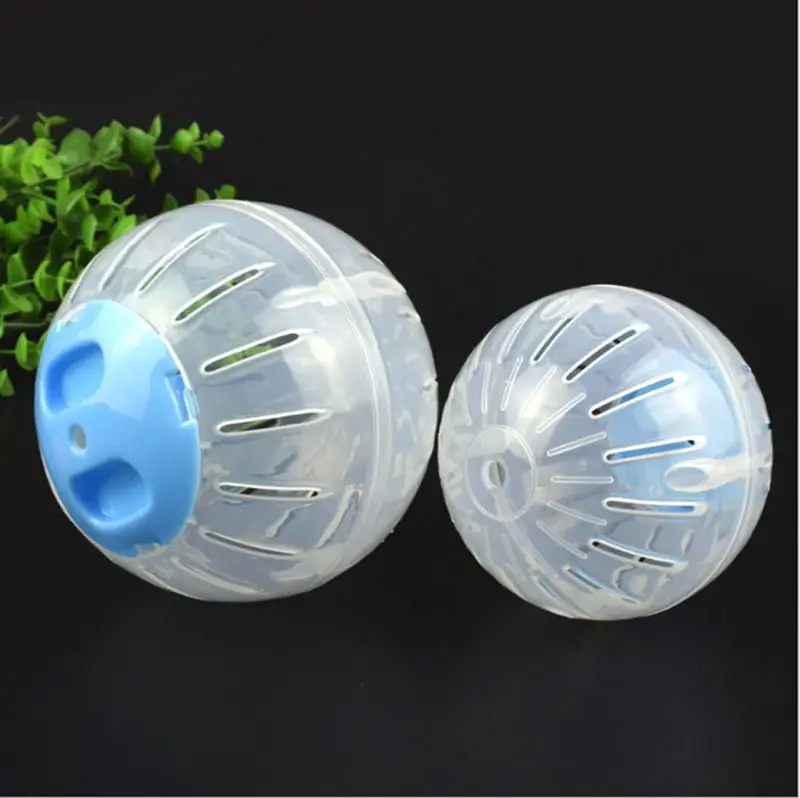 Хомяк Бег упражнения колесо мяч прекрасные маленькие животные шиншиллы крысиные