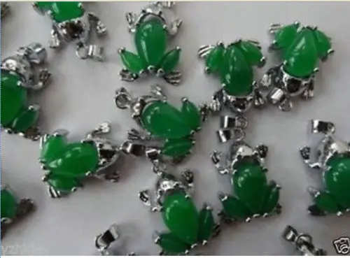 

Оптовая продажа 10 шт красивый зеленый жадеит Ожерелье «лягушка» кулон + бесплатная цепь>