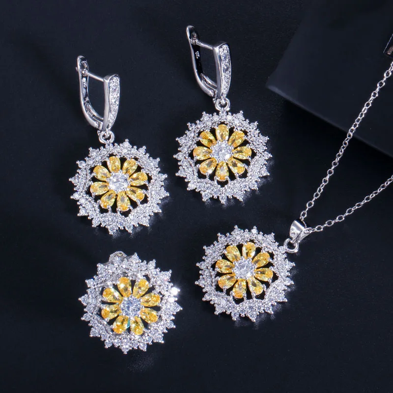 yellow CWWZircons наборы из 3 предметов Модные женские CZ ювелирные аксессуары серебряный цвет зеленый ожерелье и сережки в виде цветка и кольцо набор T327 - Окраска металла: yellow