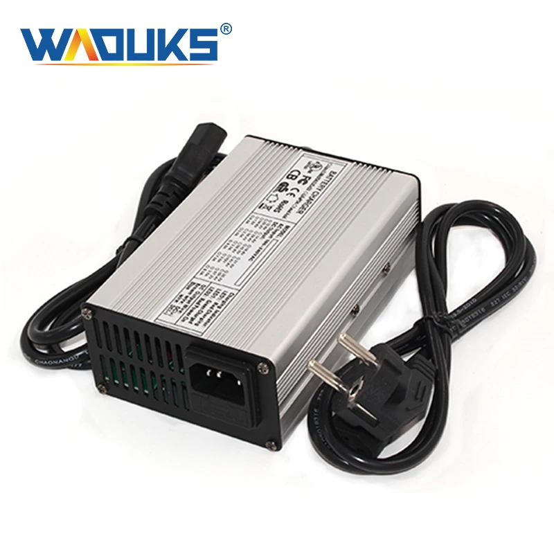 29.2V 3.5A Charger 29.2V LiFePO4 Battery Smart Charger For 8S 24V LiFePO4 Battery Input 100V-240VAC
