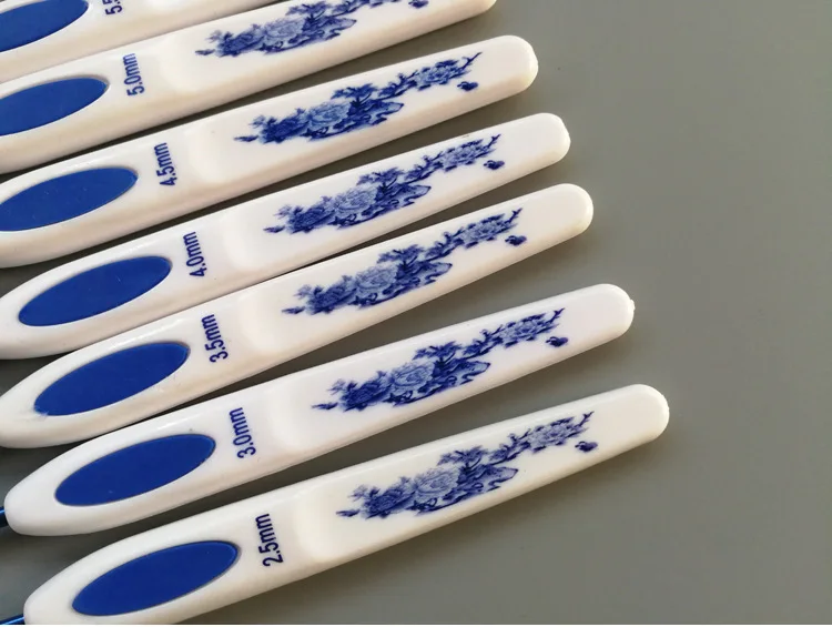 16 шт./компл. фарфор ручка алюминиевые вязальные крючки Вязание иглы Набор инструментов для шитья Рукоделие швейные иглы поделки своими руками