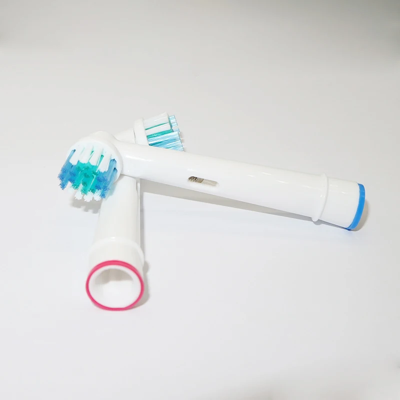 Сменная головка электрической зубной щетки Oral B 8 шт. для мягких волос Vitality