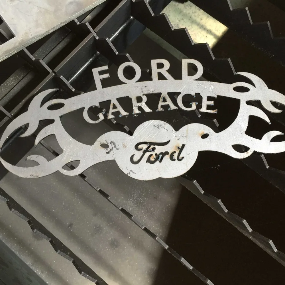 Легкоуправляемый плазменный резак с ЧПУ для резки металла со столешницей