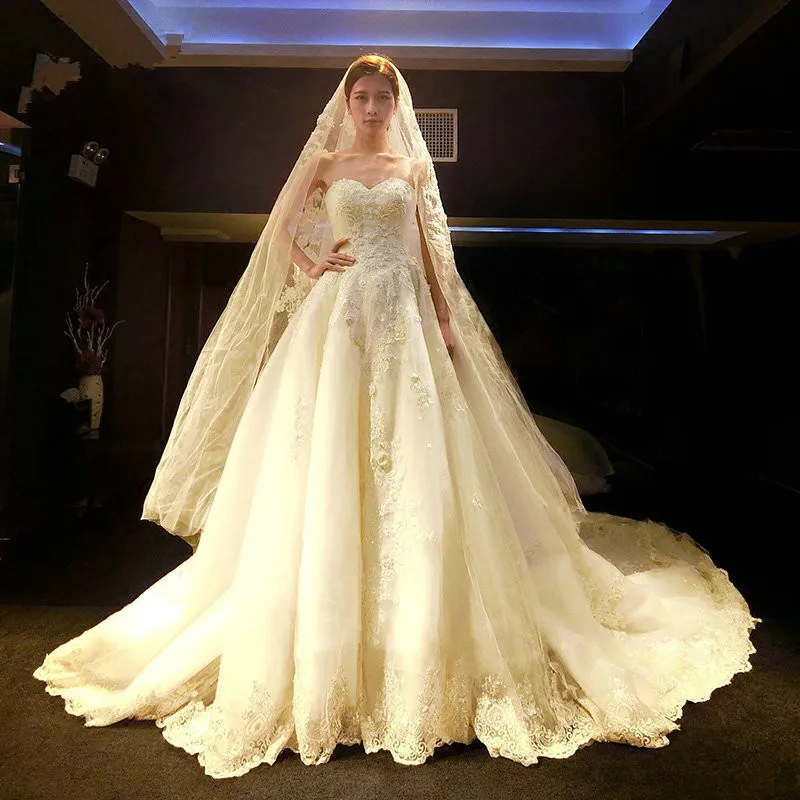 

Luxurious Wedding dresses Sweetheart royal train Lace Bridal gowns Vestido de Noiva Robe de Mariage plus size Custom made