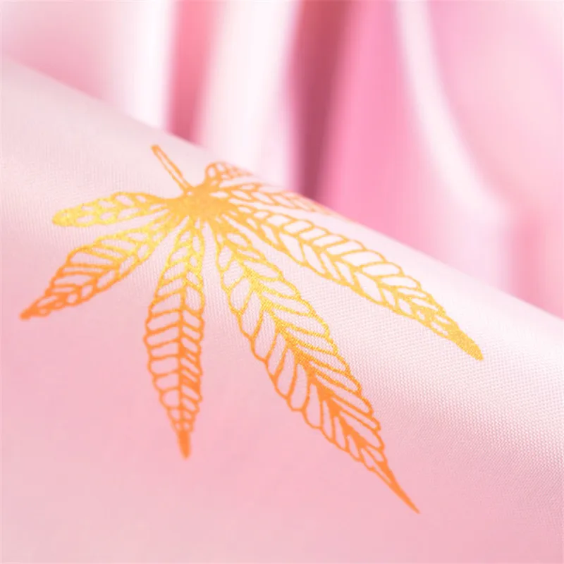 

Hot Leaf three folding umbrellas Woman Lady Princess Dome Parasol Sun/Rain Umbrella Flouncing Folding Maple Leaves