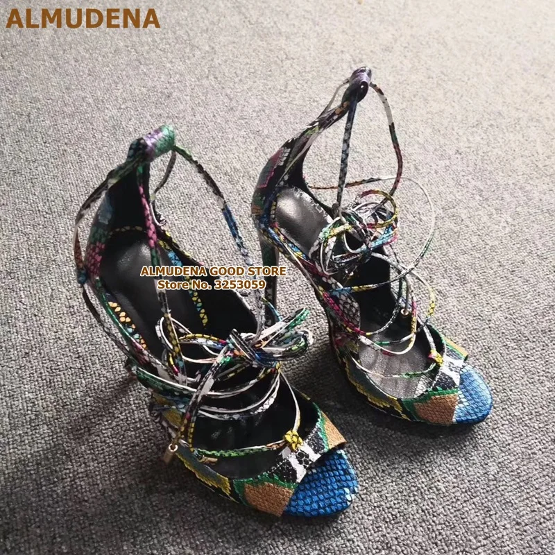 ALMUDENA/фабричные босоножки на высоком тонком каблуке под змеиную кожу с