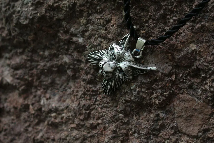 20 шт Оптовая торговля викингов животных Линкс кулон для мужчин ожерелье Голова