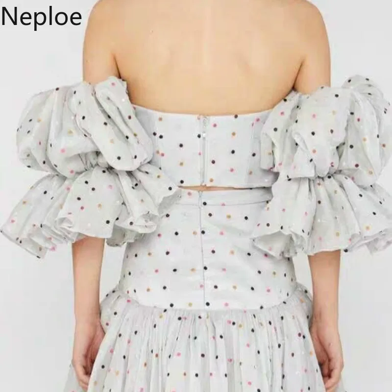 Женская блузка в горошек Neploe летняя без бретелек с пышными рукавами модные