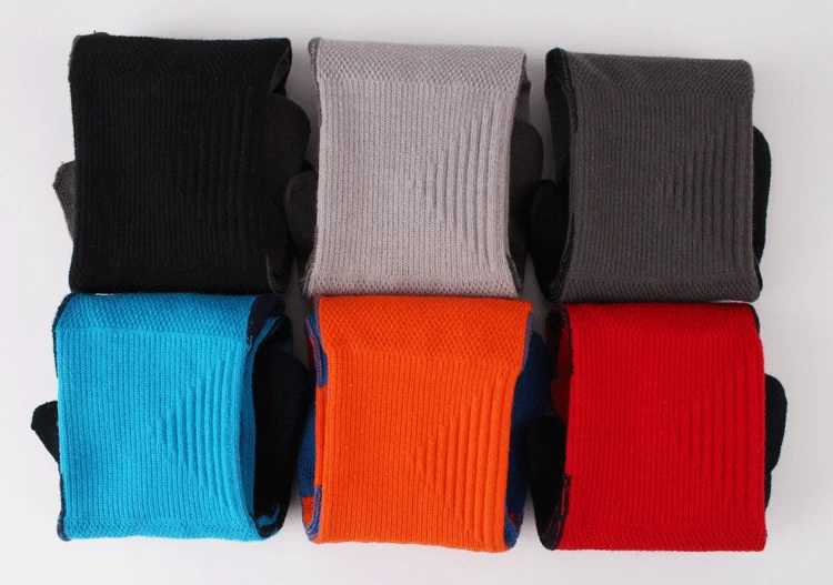 Спортивные впитывающие хлопковые носки с пятью пальцами износостойкие мягкие