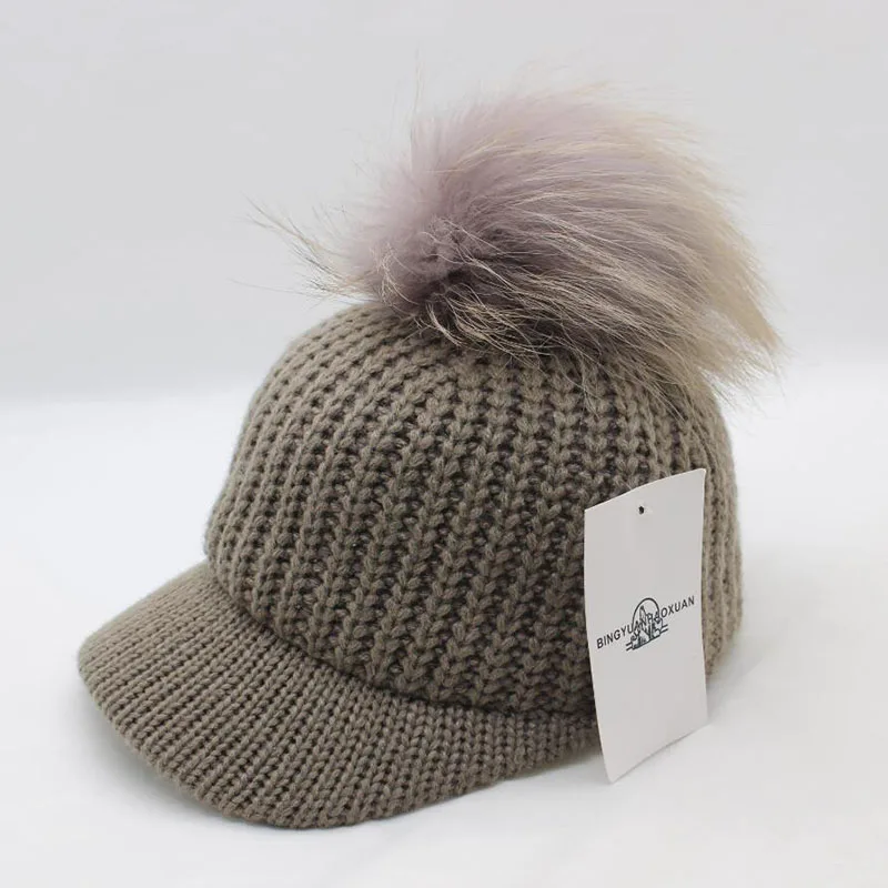 BINGYUANHAOXUAN Korean Hair ball Knitted wool cap Autumn hat women Keep warm Curved eaves Raccoon fur Peaked cap Baseball Caps