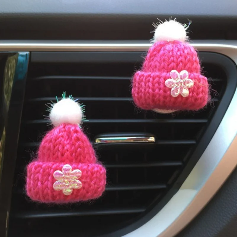 Car Ornaments Mini Knitted Christmas Hat car Perfume Winter Plush Air freshener Gifts Clip | Автомобили и мотоциклы