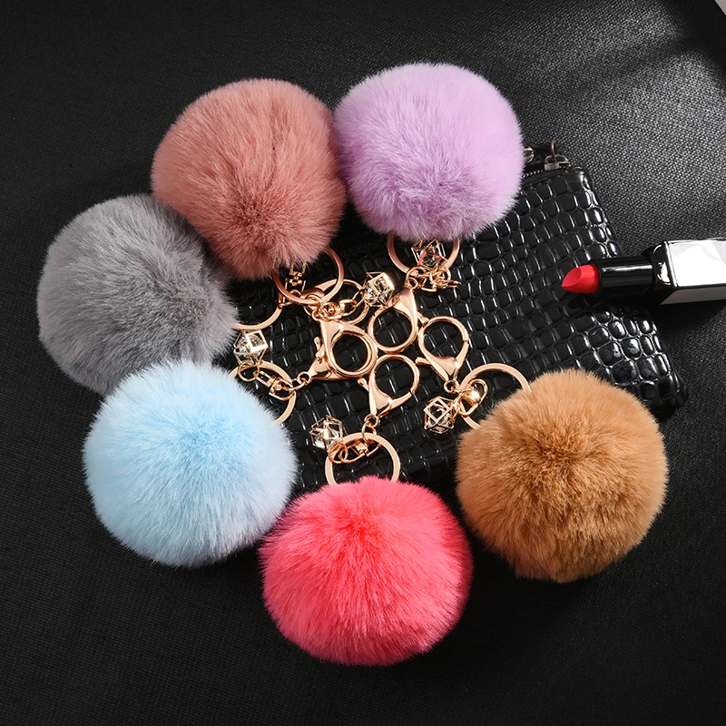 

Fashion Plush Fluffy 8CM Imitated Rabbit Fur Ball Pompom Metal Car Key Chain Diamond For Women Bag Ring Holder EH343A