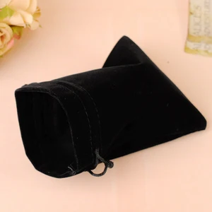 50 шт.лот 10x15 см, черные Розничные мешочки для ювелирных изделий, могут быть изготовлены по индивидуальному заказу, роскошные бархатные сумки на шнурке с логотипом