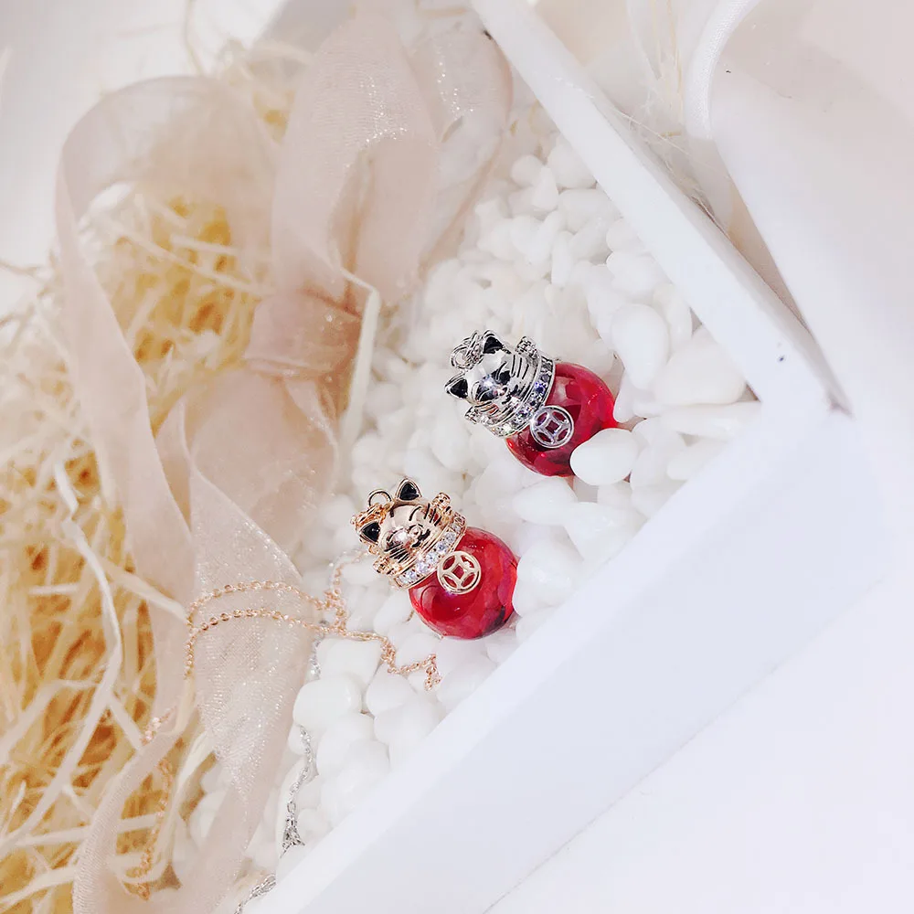 YUN RUO Elegant Natural Red Stone Lucky Cat Pendant Necklace Rose Gold Color Fashion Jewelry Birthday Gift Woman Drop Shipping