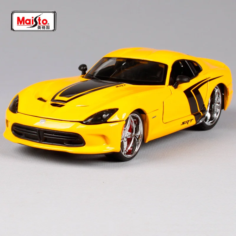Maisto 1:24 Dodge SRT Viper GTS 2013 литая модель автомобиля игрушечные машинки