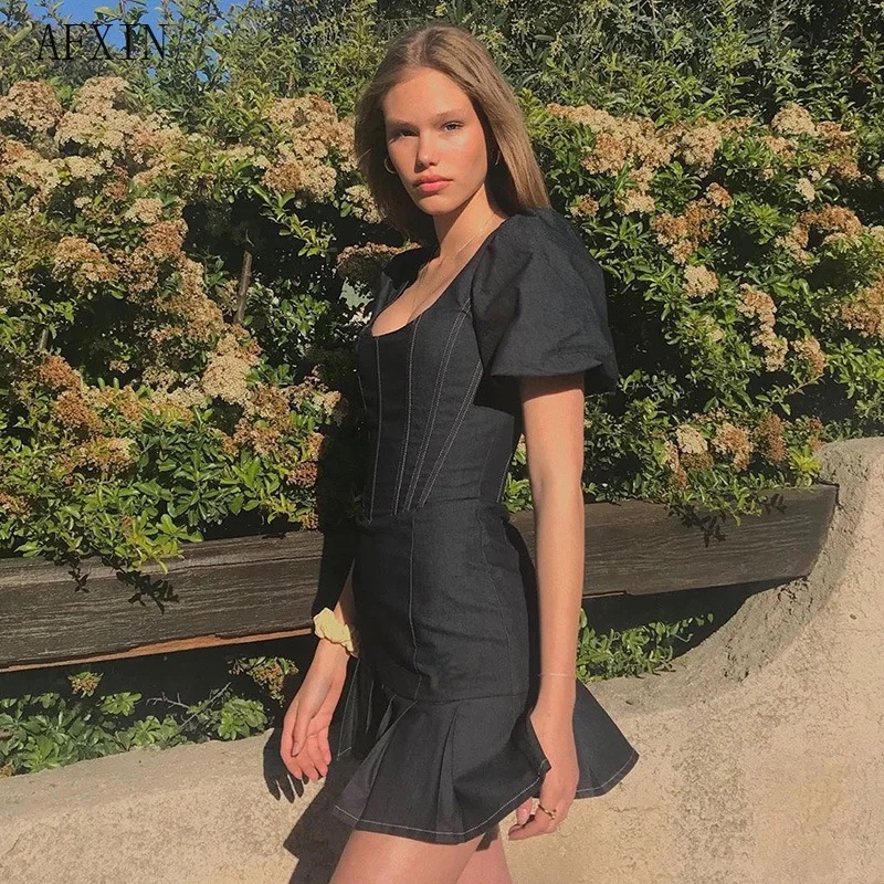 Винтажное черное джинсовое платье для женщин летнее Плиссированное Короткое