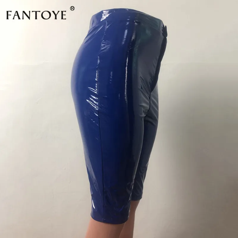 Fantoye пикантные из искусственной кожи шорты Для женщин Сплошной Светоотражающие сексуальные C высокой талией, эластичные Половина шорты конфетного цвета узкие Стретч Клубная одежда