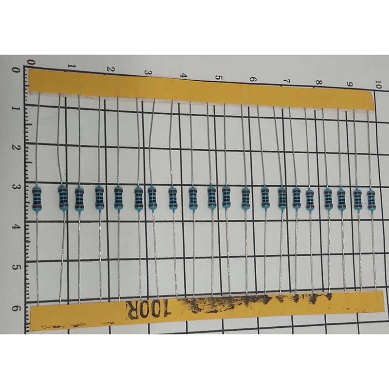 

Pengiriman Gratis 300 Pcs/Lot Metal Film Resistor Package 0.25W 1/4w 1% Precision Of 30 Kinds Of Resistance Of Each 10 Pcs IC