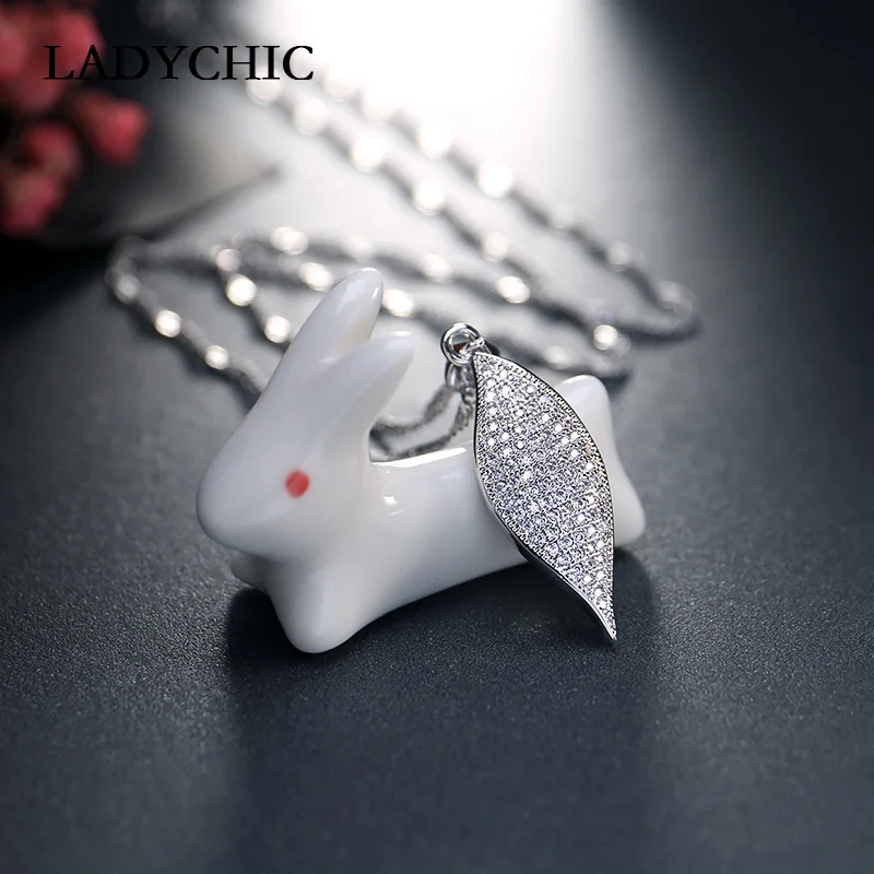 LADYCHIC милый серебряный цвет лист хрустальный кулон для женщин вечерние подарок