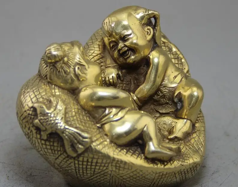 Retro-pure brass carving golden child and jade girl handicraft wedding ornaments 12x9.2x8 cm | Дом и сад