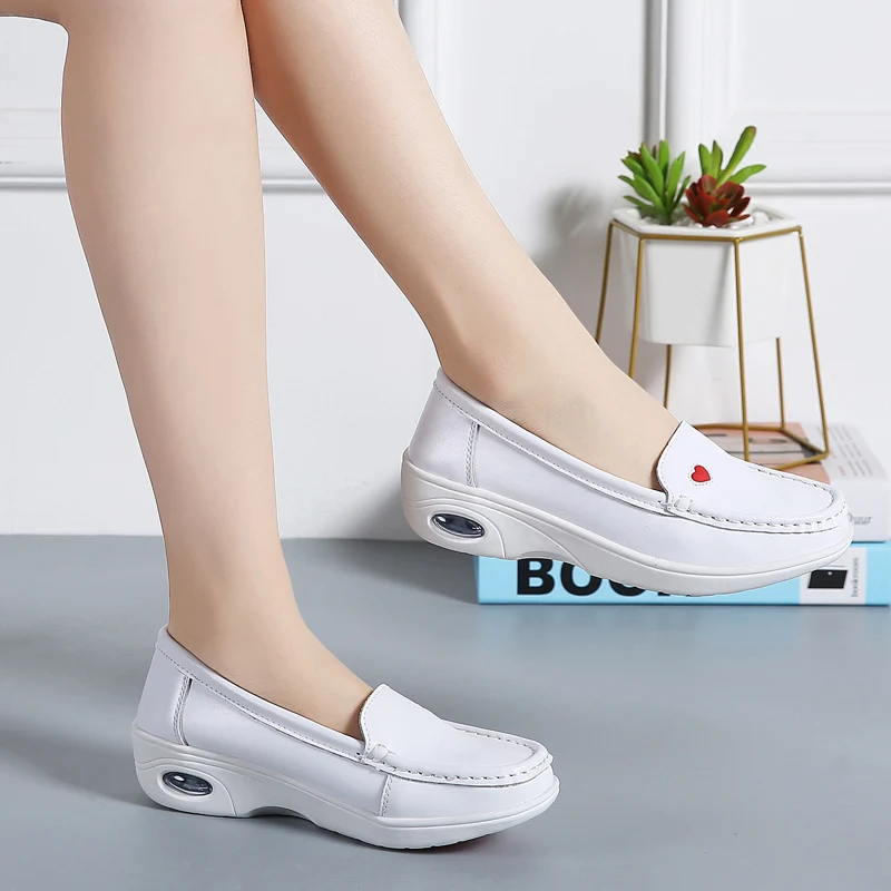 Туфли YAERNI женские из натуральной кожи кроссовки криперы без застежки круглый